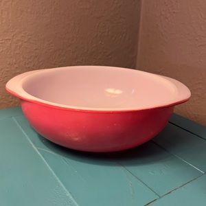 Vintage Pyrex Pink Flamingo 2 QT #024  Round Casserole Dish Ovenware